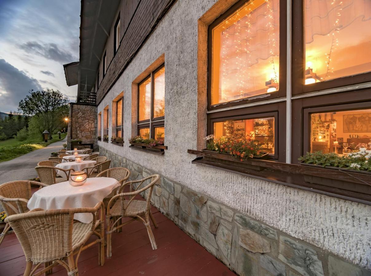 Hotel Hromovka Špindlerŭv Mlýn Екстериор снимка